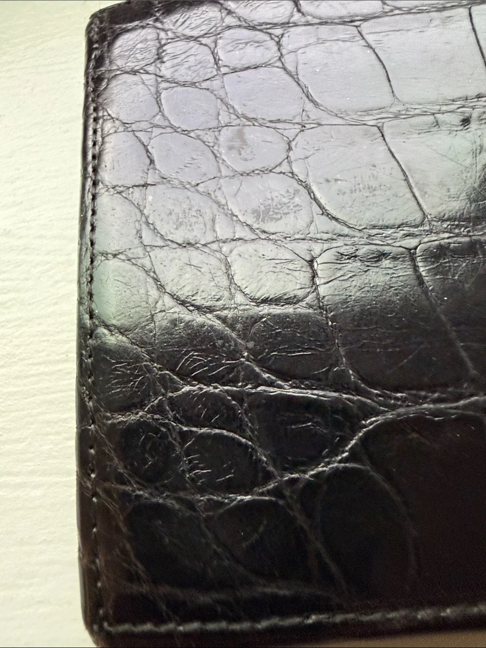 100% Pure African Alligator Black Leather Men's Bifold Wallet. African Markings